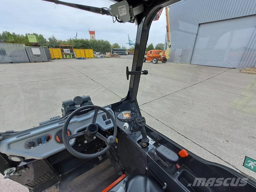Bobcat L28 Телескопические фронтальные погрузчики