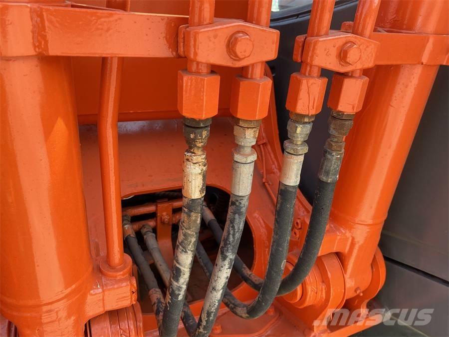 Hitachi EX 100 G-3 Гусеничные экскаваторы