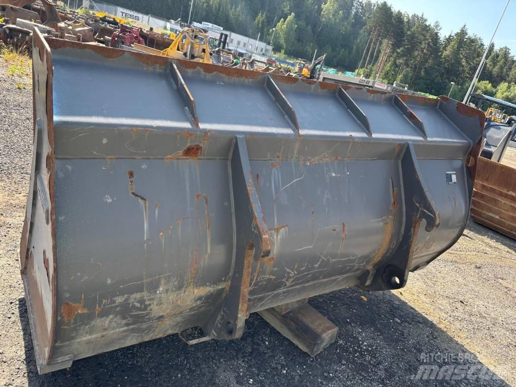 Volvo L 30 GS Фронтальные погрузчики