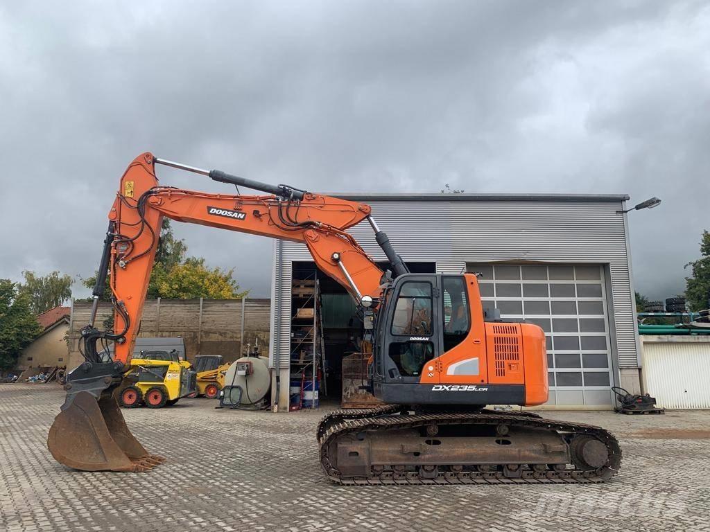 Doosan DX 235 LCR-5 Гусеничные экскаваторы