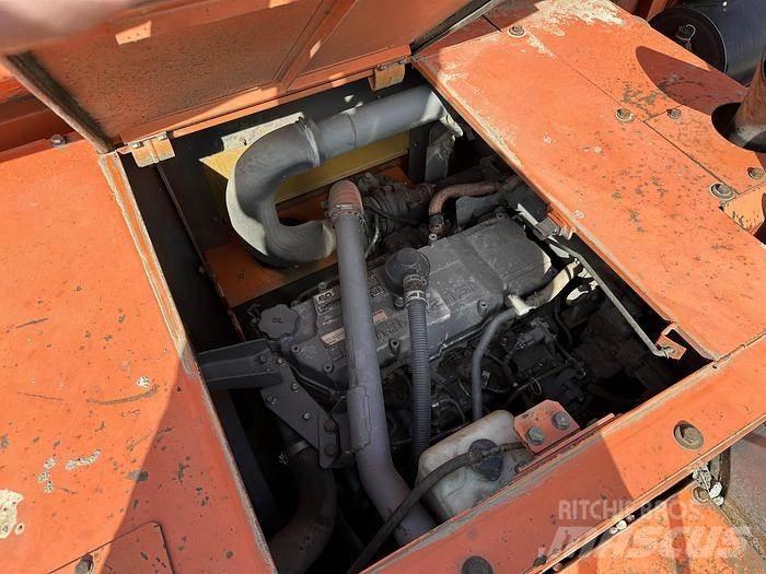 Hitachi EG70R Гусеничные самосвалы