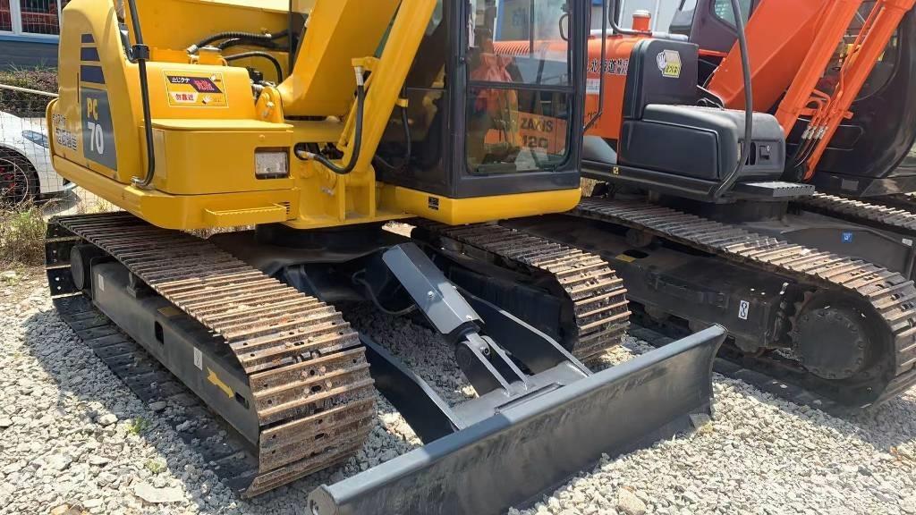 Komatsu PC 70 Гусеничные экскаваторы