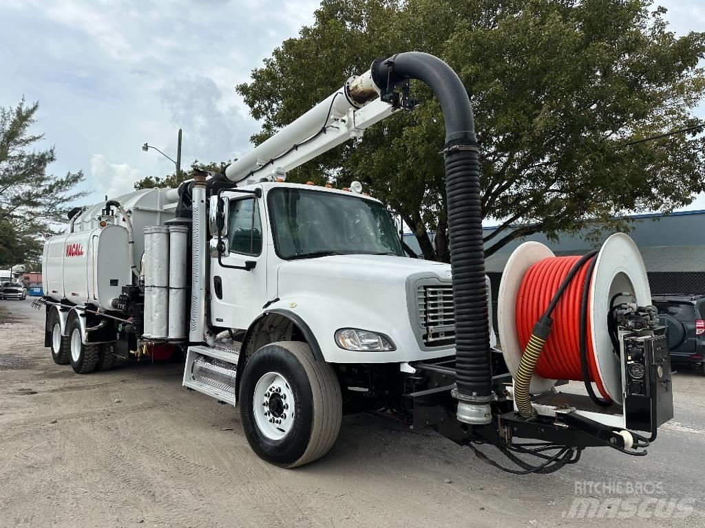 Freightliner M2 Ассенизаторские машины