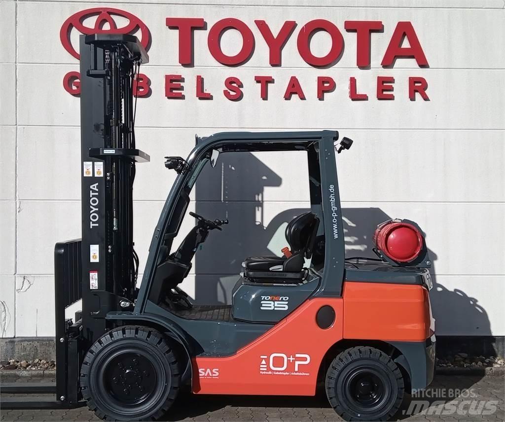 Toyota 02-8FGJF35 Газовые погрузчики