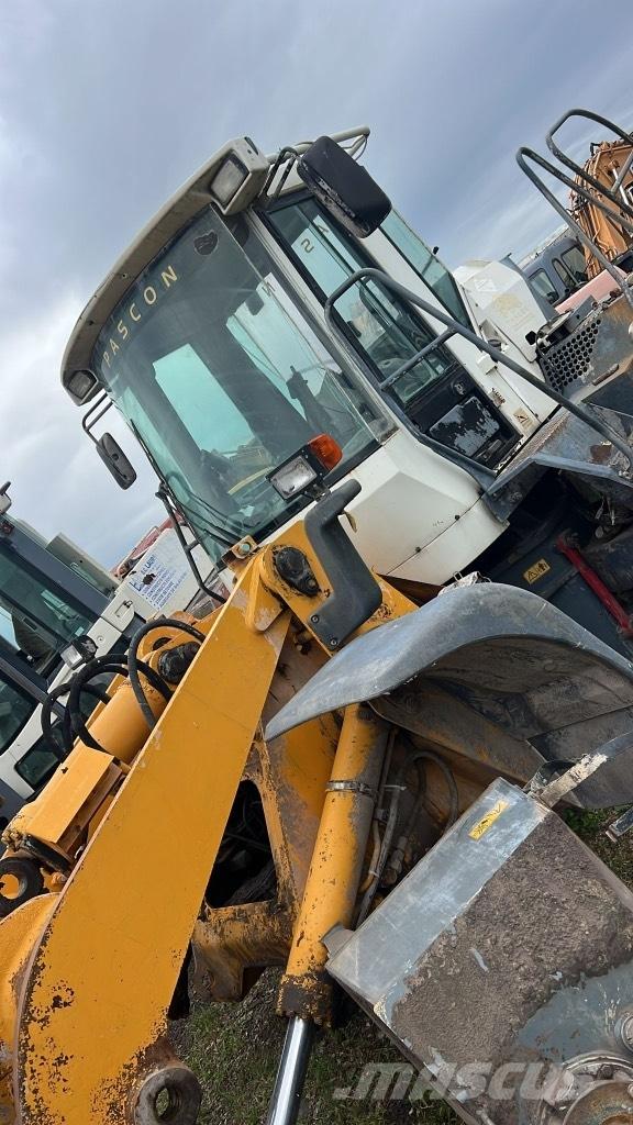 Liebherr L 514 Кабины и интерьер