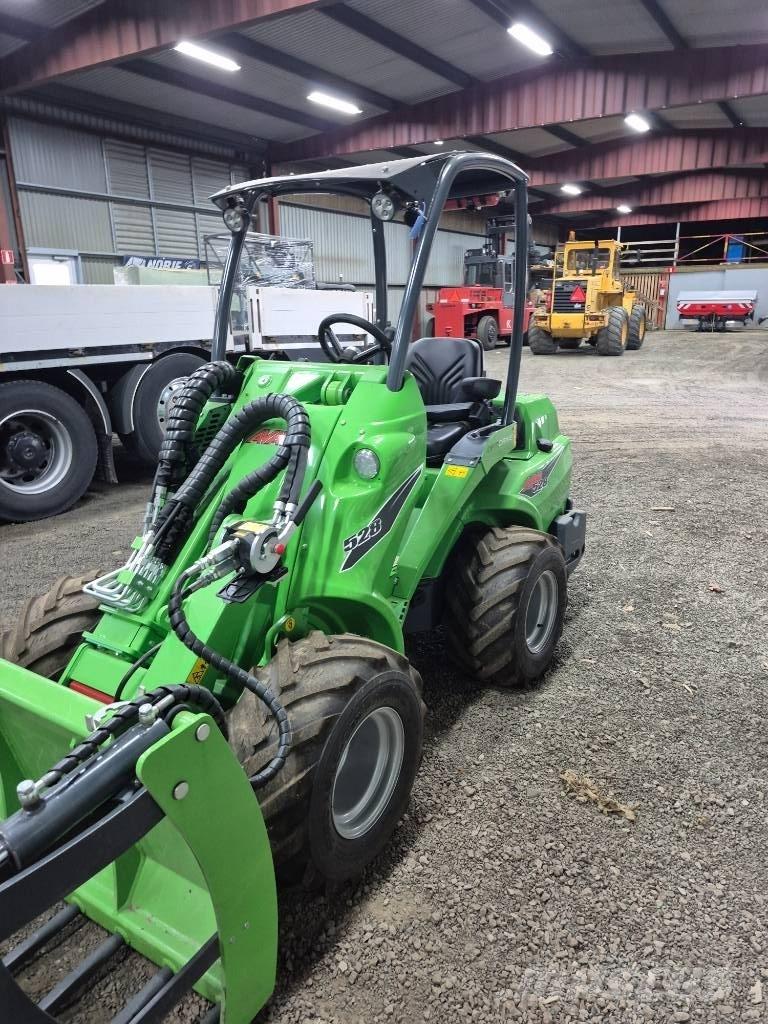 Avant 528 Многофункциональные сельскохозяйственные погрузчики