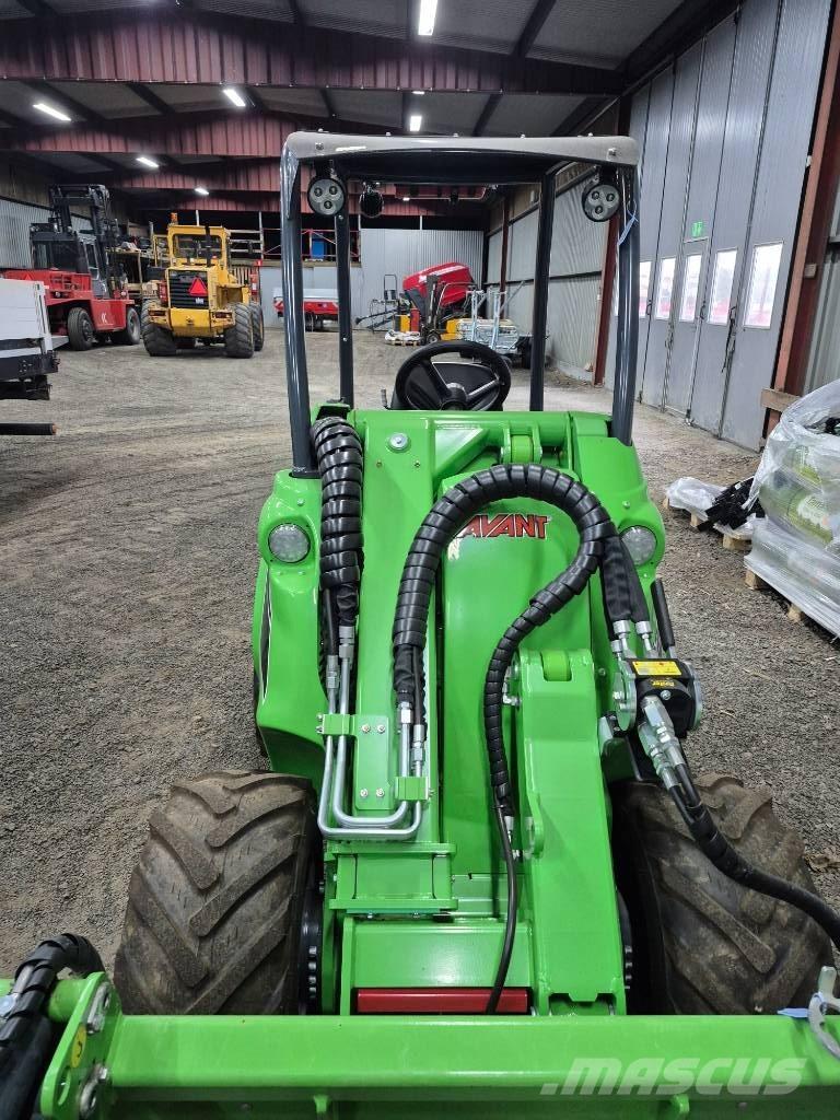 Avant 528 Многофункциональные сельскохозяйственные погрузчики