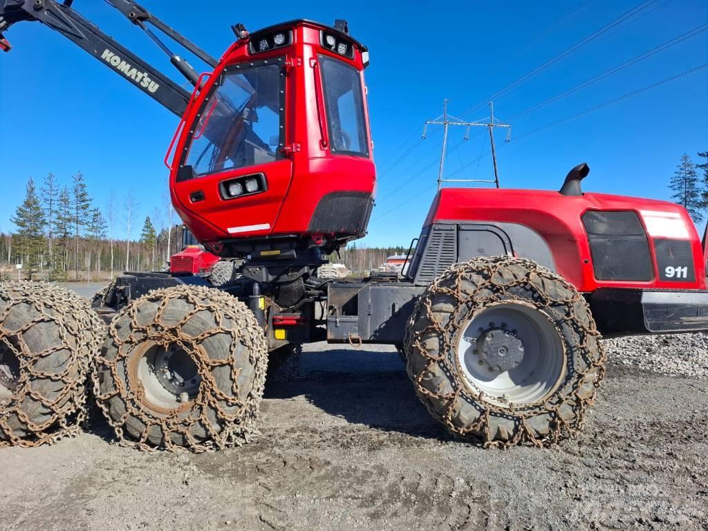Komatsu 911 Харвестеры
