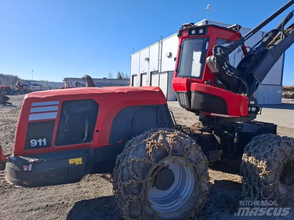 Komatsu 911 Харвестеры