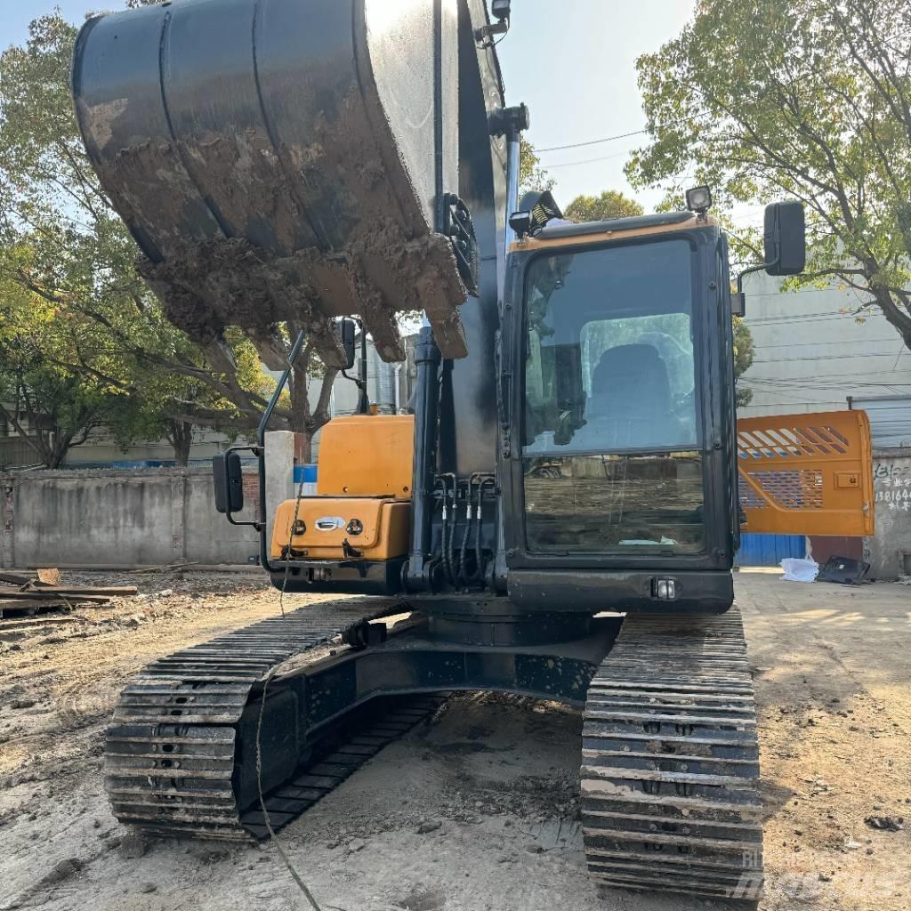 Hyundai R150LC-9S Малые экскаваторы 7т-12т