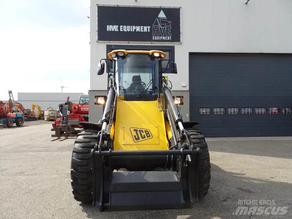 JCB 416 Фронтальные погрузчики
