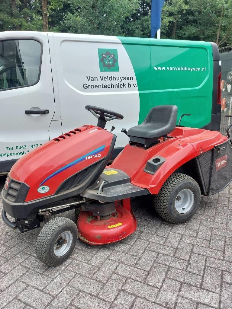 Toro zitmaaier DH140 Самоходные газонокосилки