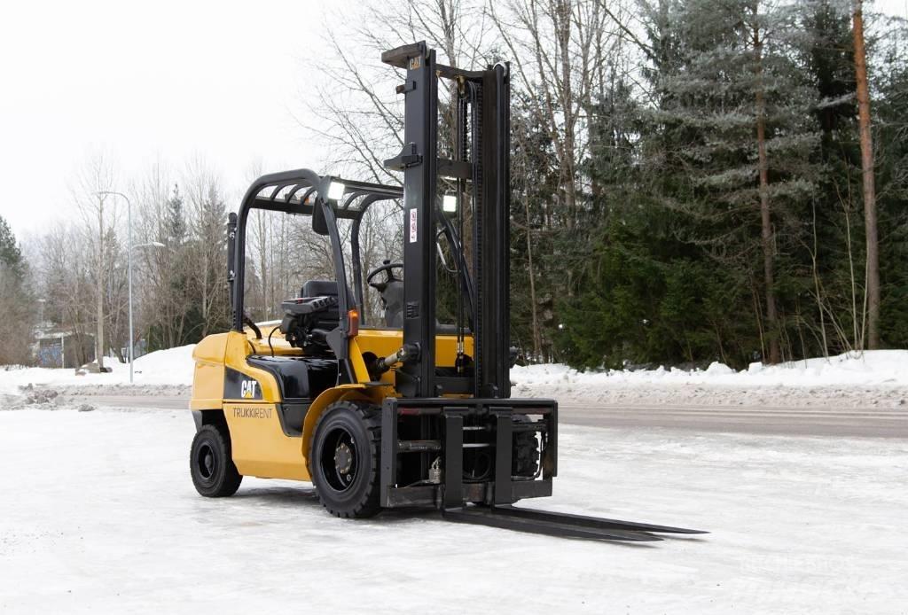 CAT DP 35 N Дизельные погрузчики