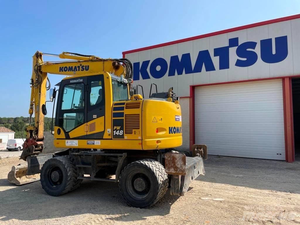 Komatsu PW148-11 Колёсные экскаваторы