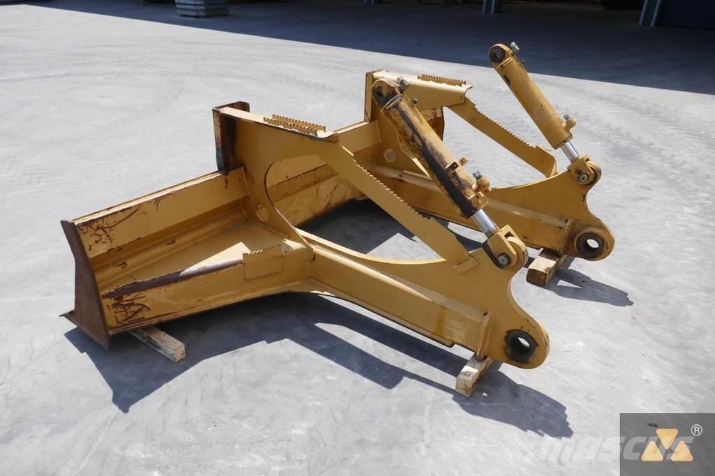 CAT Skidder blade Бульдозерные отвалы