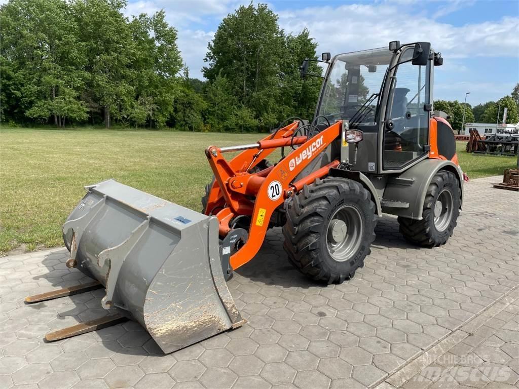 Atlas AR400 Фронтальные погрузчики