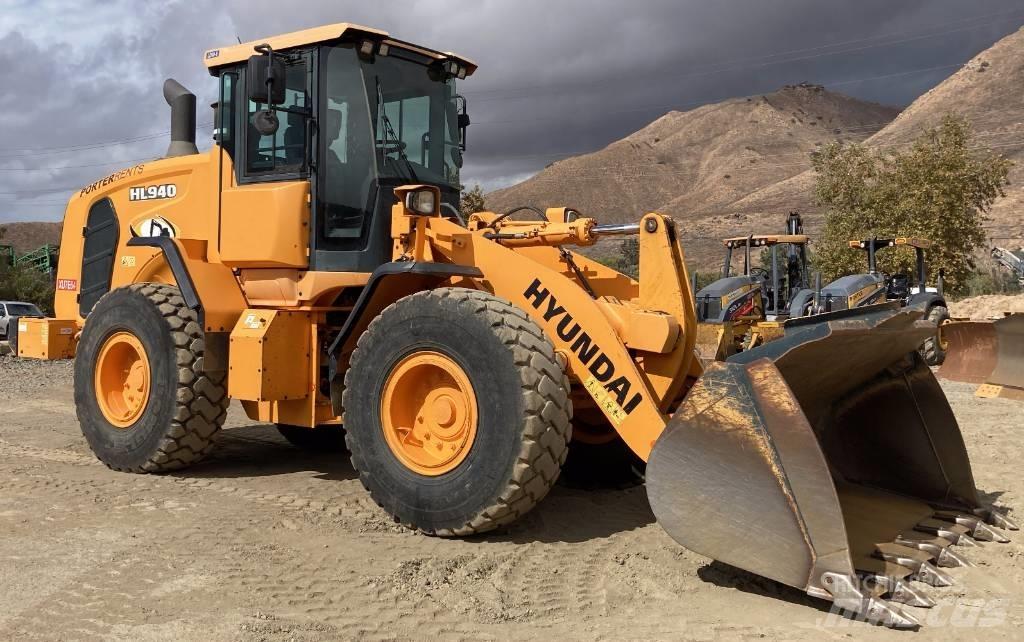 Hyundai HL940 Фронтальные погрузчики