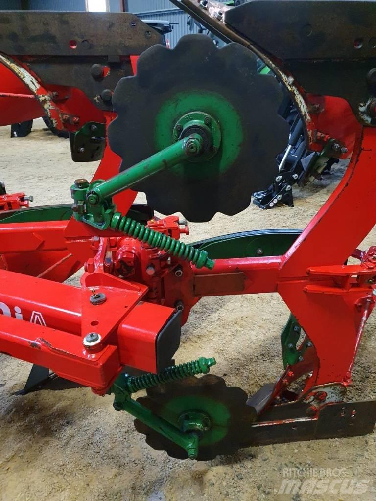 Unia Ibis Vario 5 Оборотные плуги