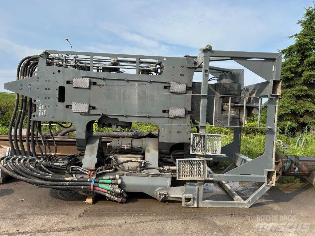 Liebherr LV36 Вибропогружатели