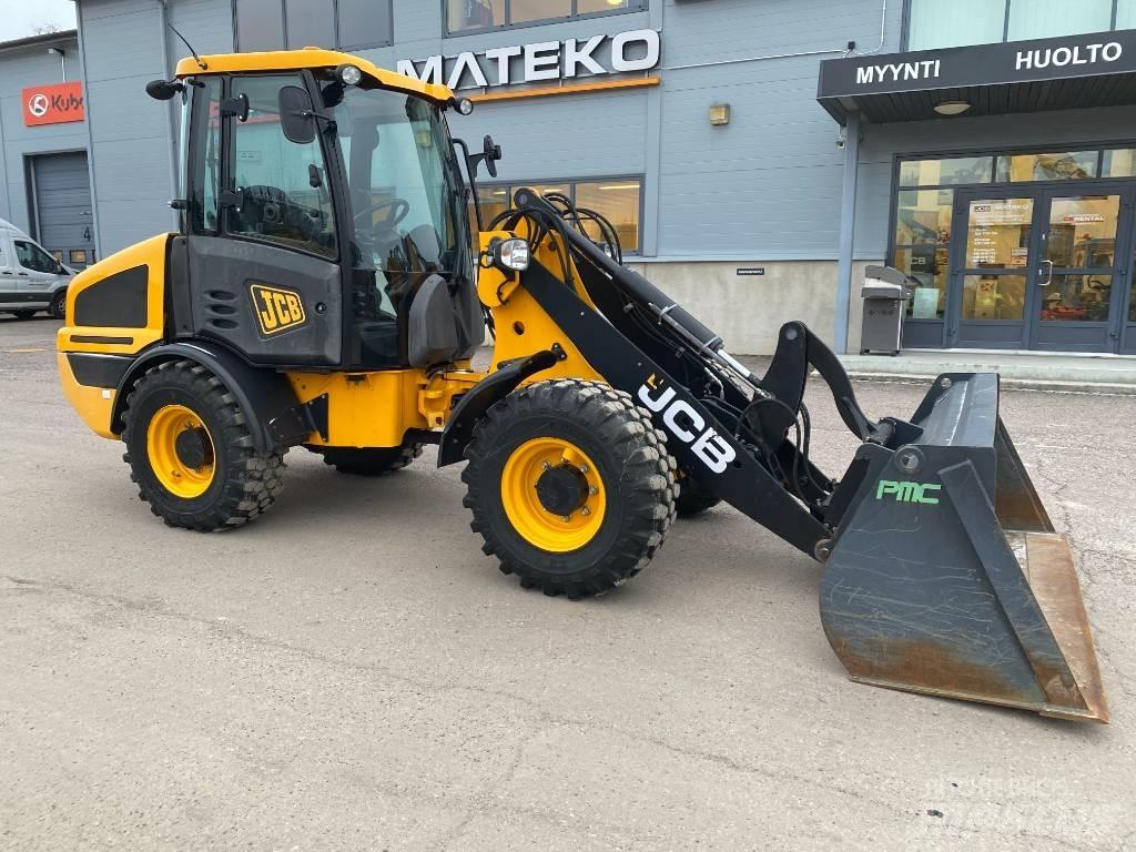 JCB 407 T4 Фронтальные погрузчики