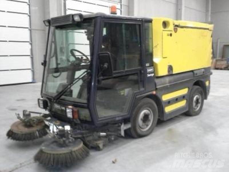 Schmidt SWING 240 Вакуумные уборочные машины