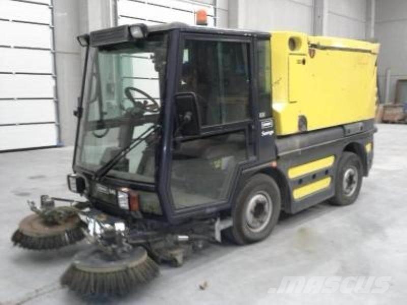 Schmidt SWING 240 Вакуумные уборочные машины