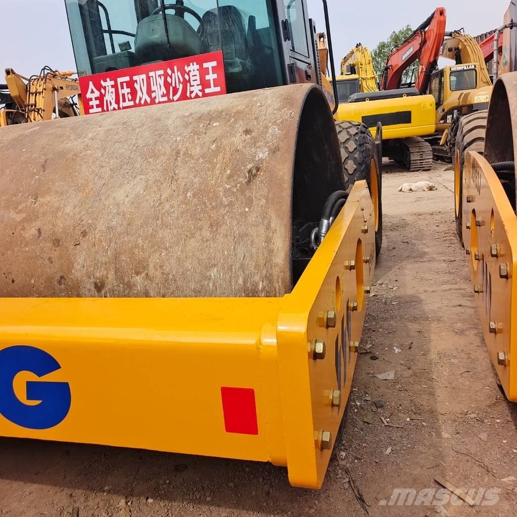 XCMG XS143J Грунтовые катки