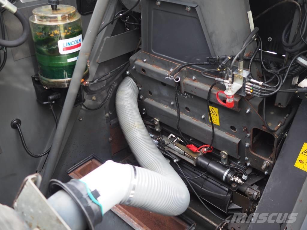 CLAAS Jaguar 840 4x4 Самоходные кормоуборочные комбайны