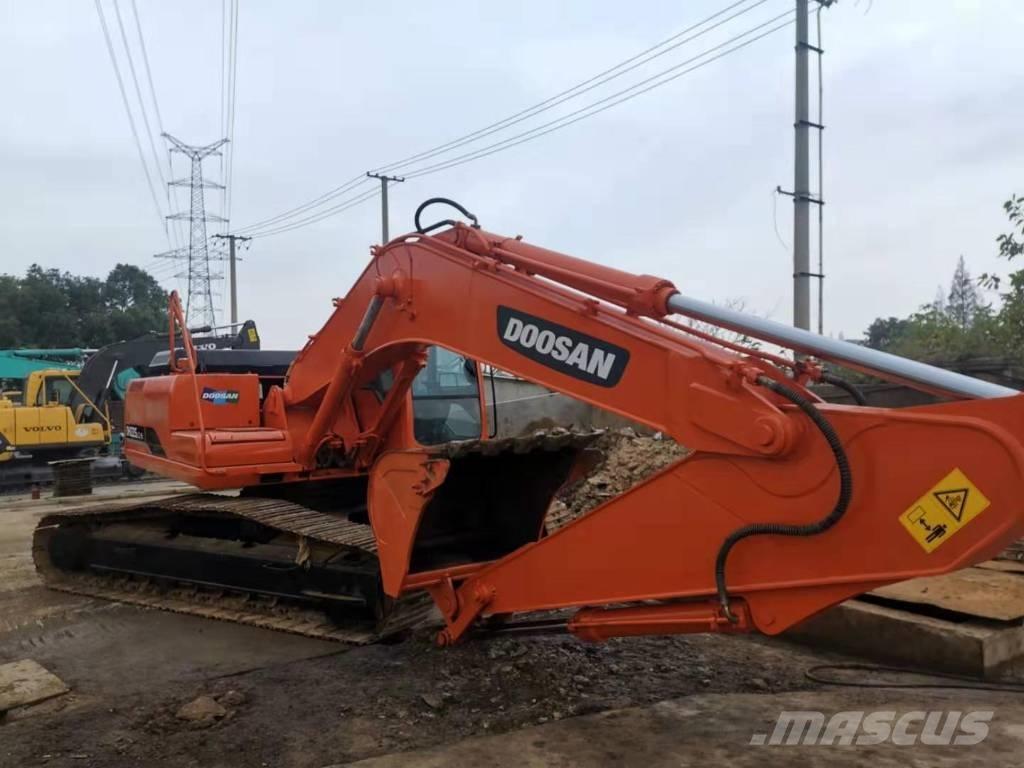 Doosan DH225LC-9 Гусеничные экскаваторы