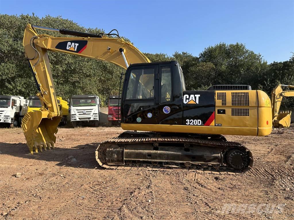 CAT 320 D Гусеничные экскаваторы