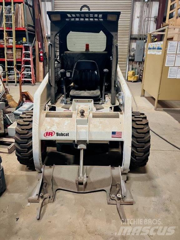 Bobcat 763 C Мини-погрузчики