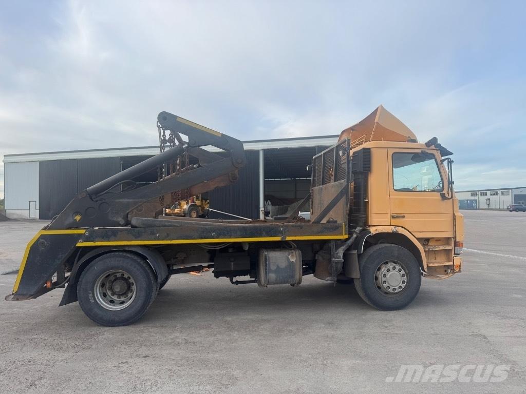 Scania P 82 H Скиповые погрузчики
