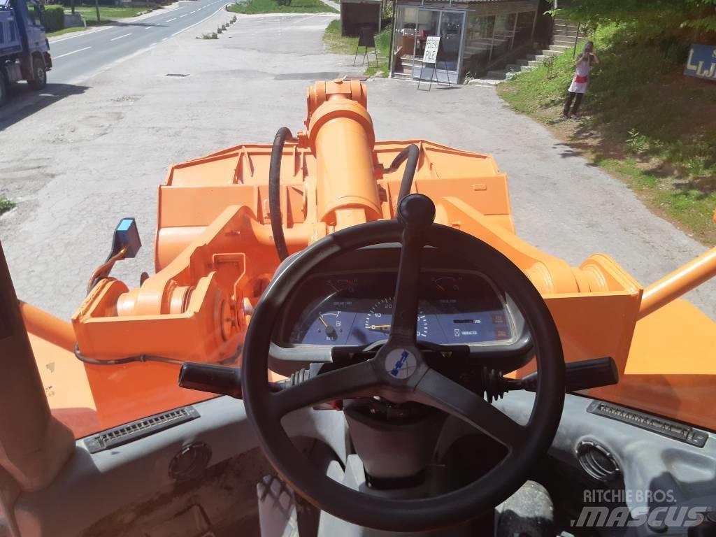 Fiat HITACHI W 270 Фронтальные погрузчики