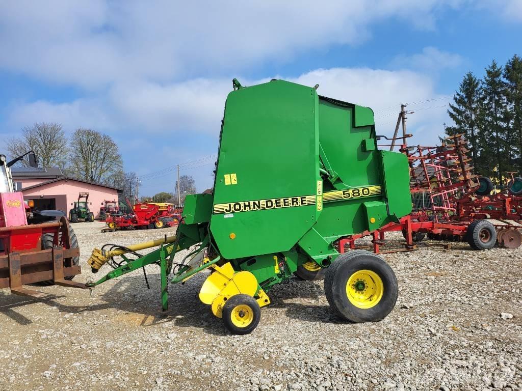 John Deere 580 Рулонные пресс-подборщики
