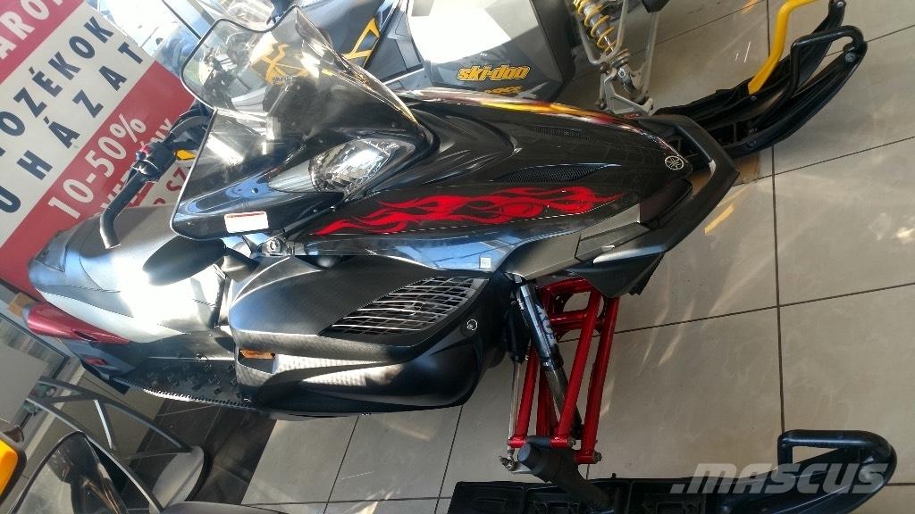 Yamaha Apex 1000 Снегоходы