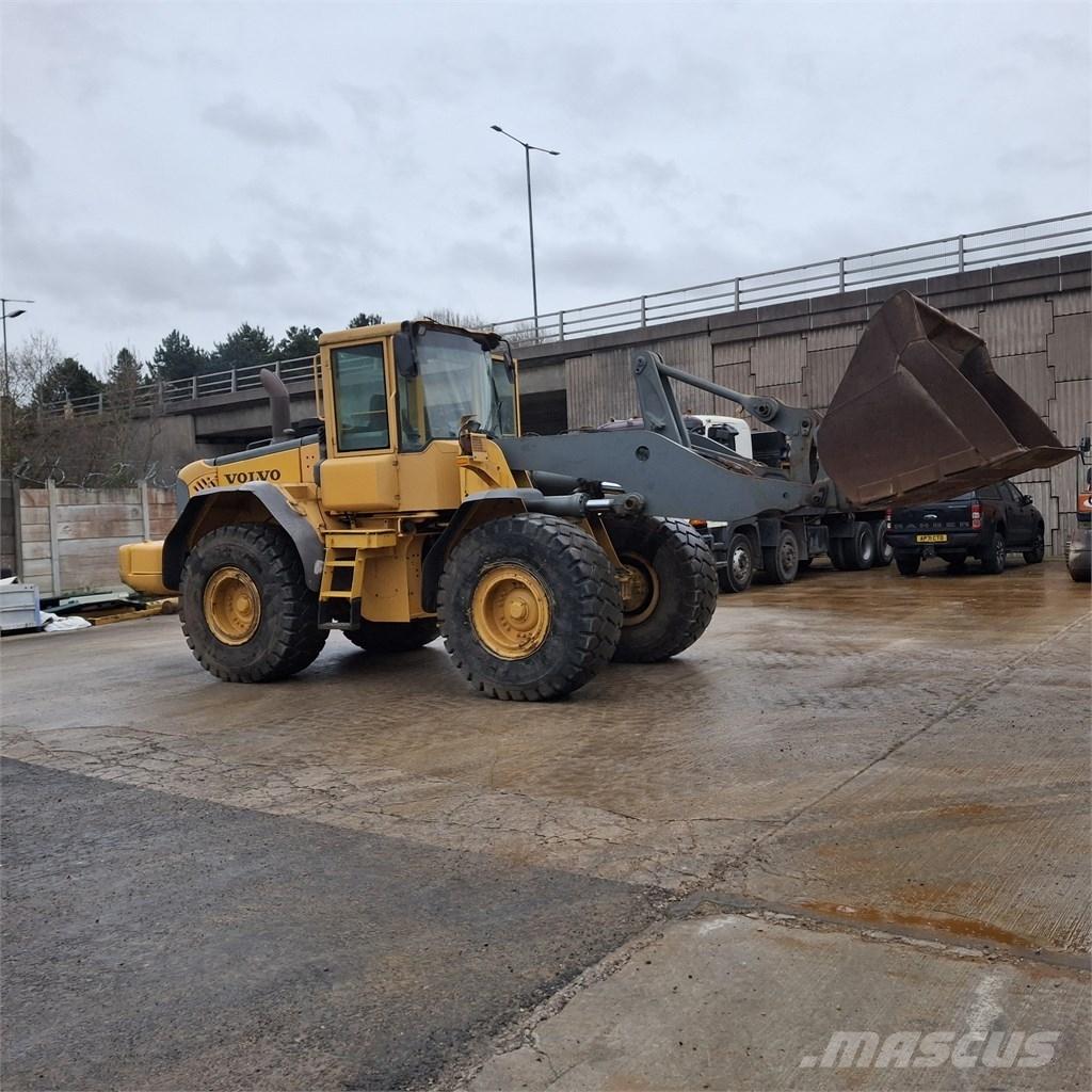 Volvo L 120 E Фронтальные погрузчики