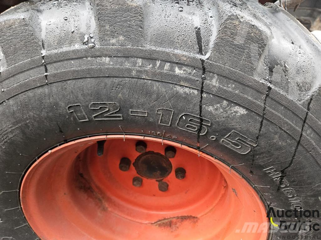 Kioti CK 2810 Трактора