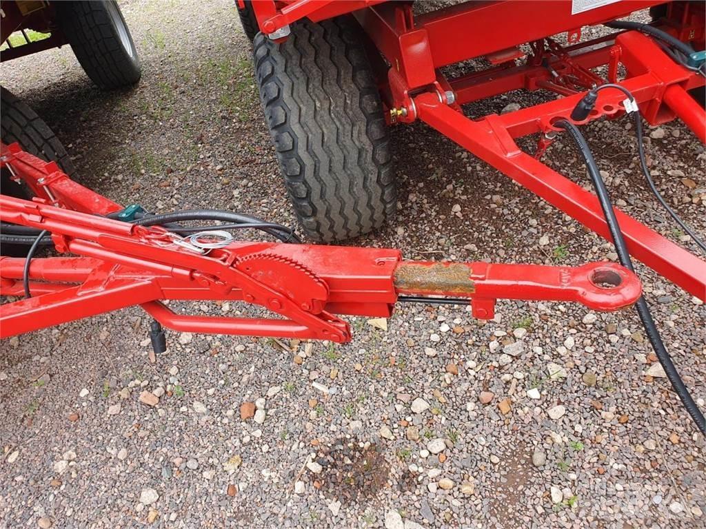 Farmtech ZDK 800 Самосвальные прицепы