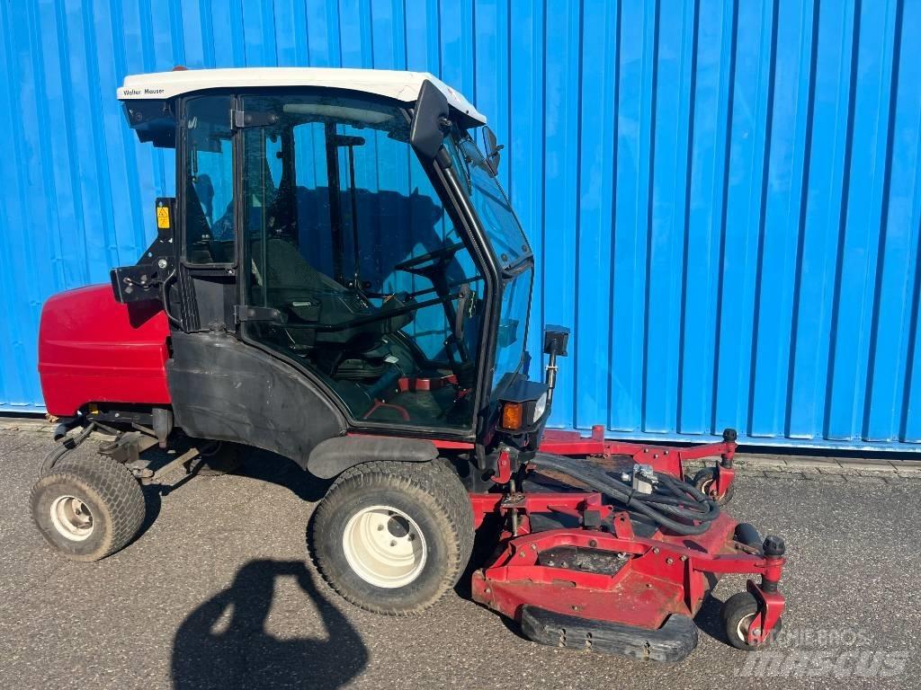 Toro Groundmaster Самоходные газонокосилки