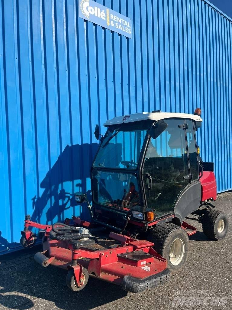 Toro Groundmaster Самоходные газонокосилки