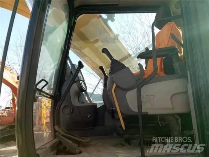 CAT 324 D2L Гусеничные экскаваторы