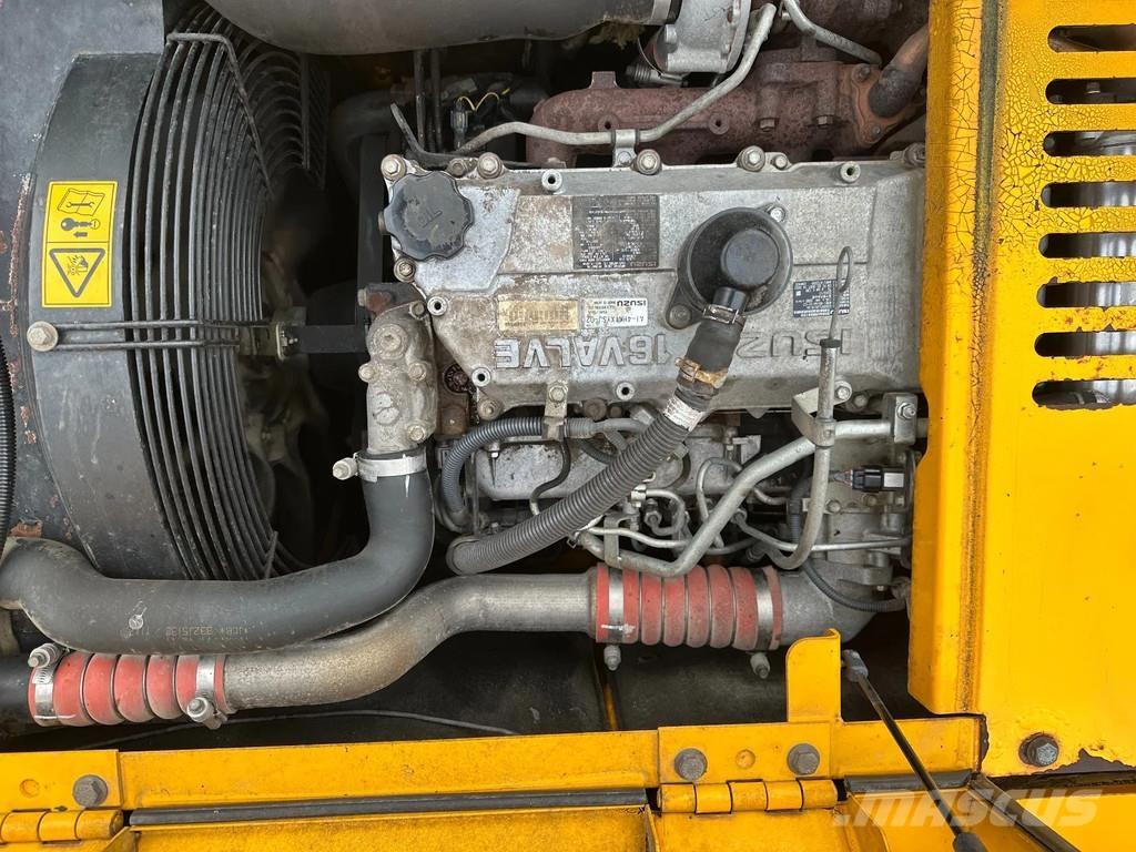 JCB JS190LC Гусеничные экскаваторы