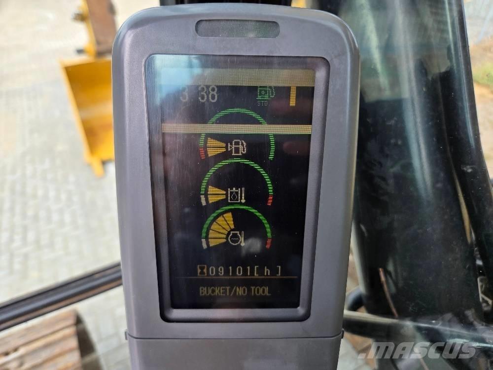 CAT 323DL Гусеничные экскаваторы