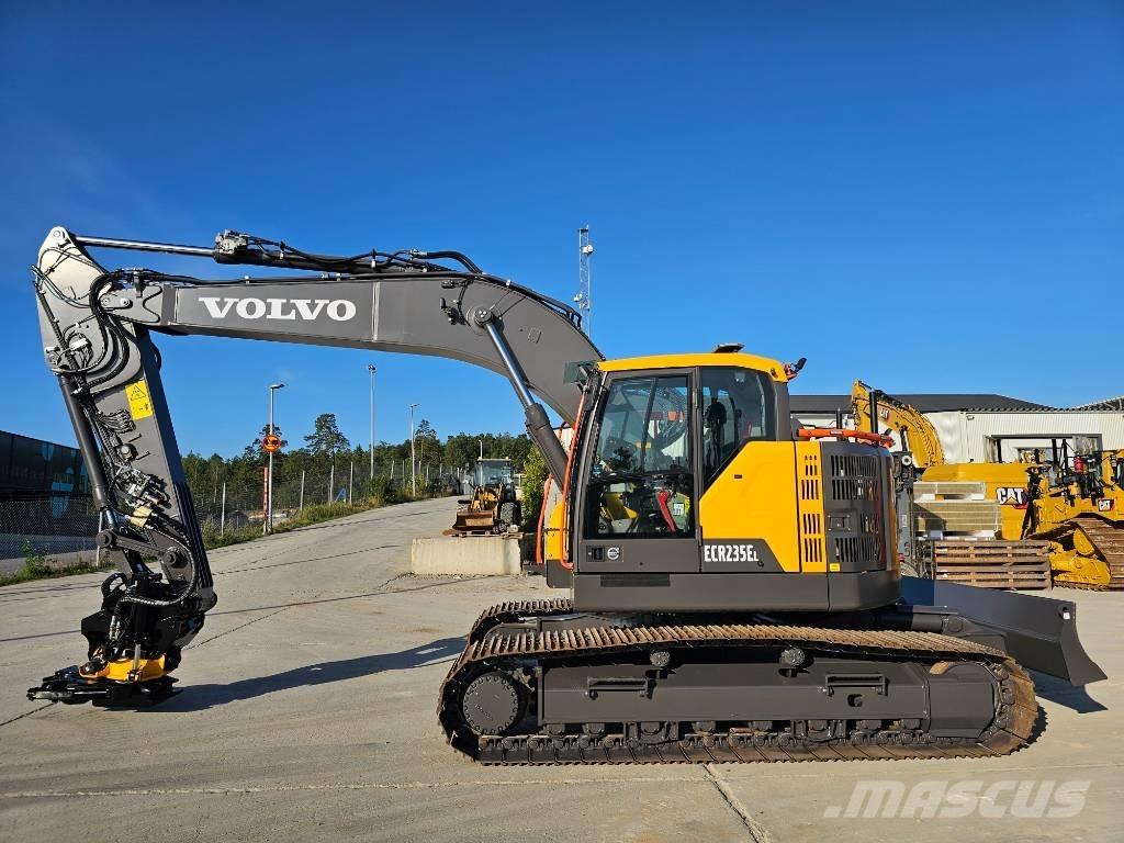 Volvo ECR235EL Гусеничные экскаваторы