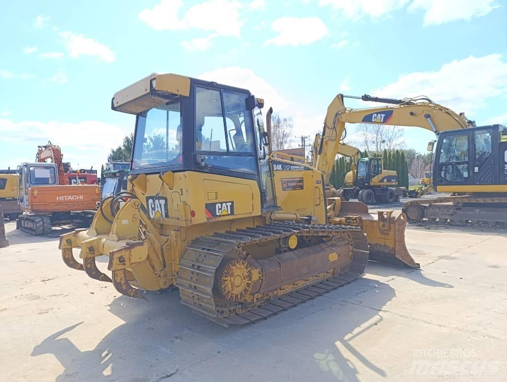 CAT D 4 K Гусеничные бульдозеры