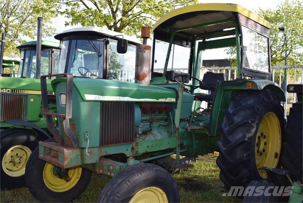 John Deere 2130 Трактора