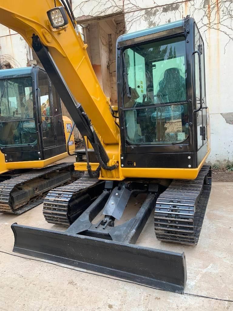 CAT 305.5E2 Гусеничные экскаваторы