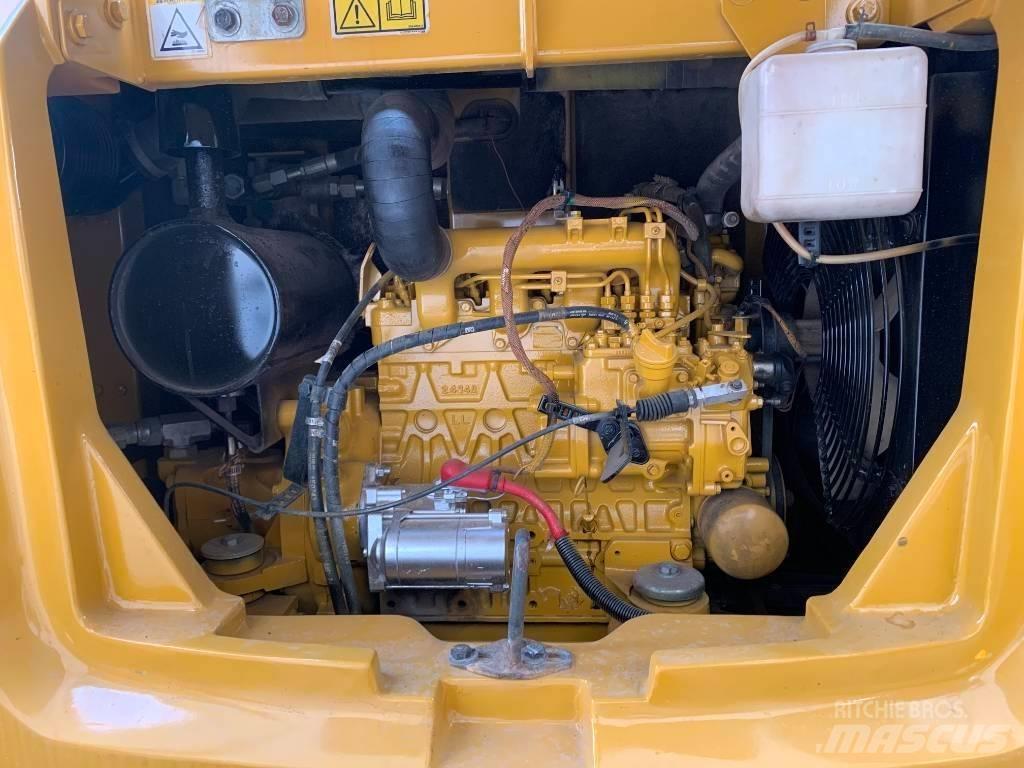 CAT 305.5E2 Гусеничные экскаваторы