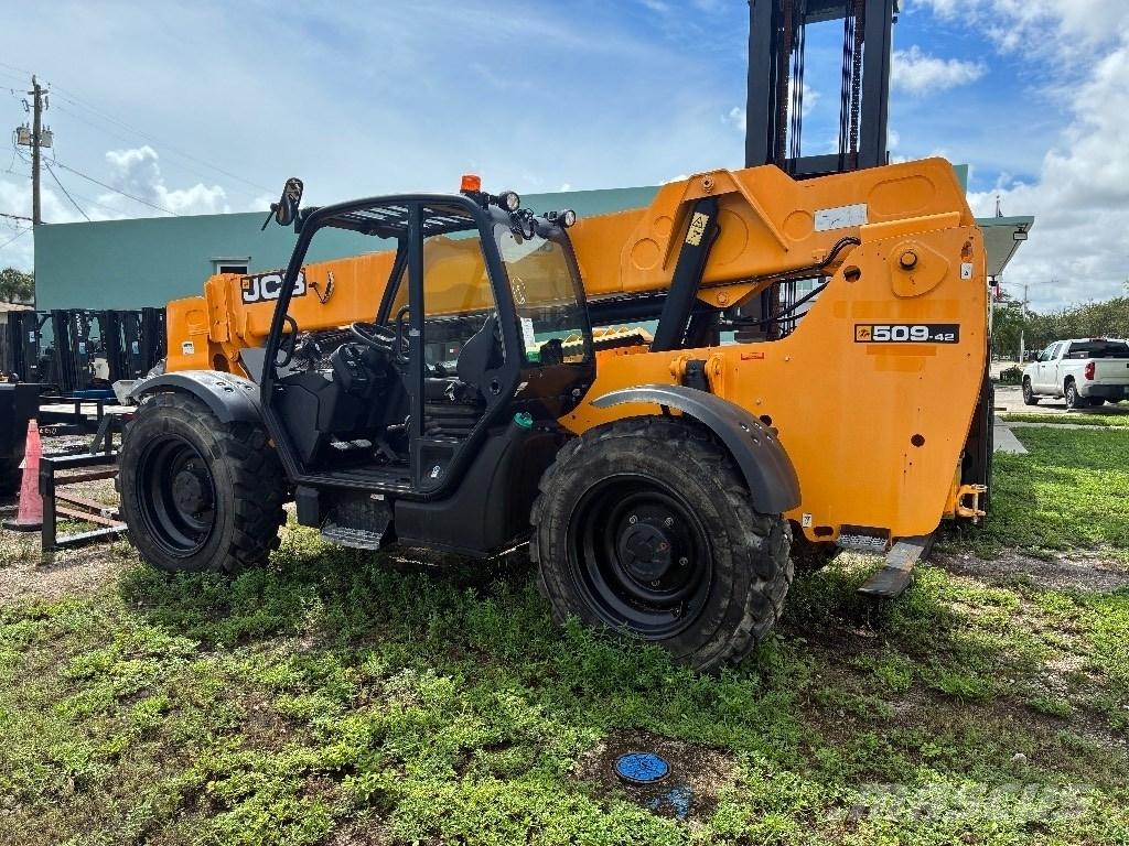 JCB 509-42 Телескопические погрузчики