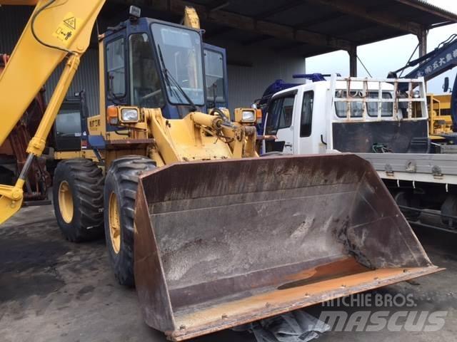 Komatsu WA150-1 Фронтальные погрузчики